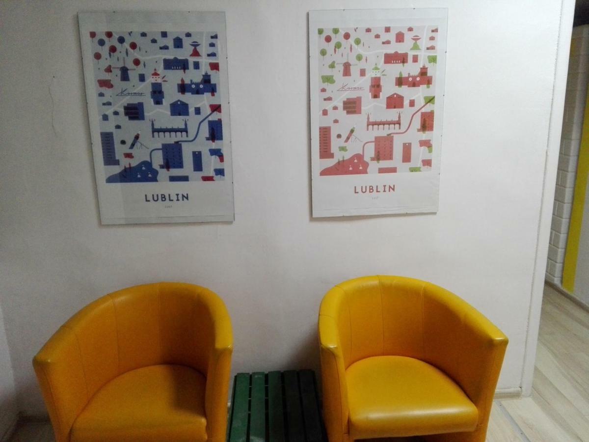 Lulu Hostel Lublino Esterno foto